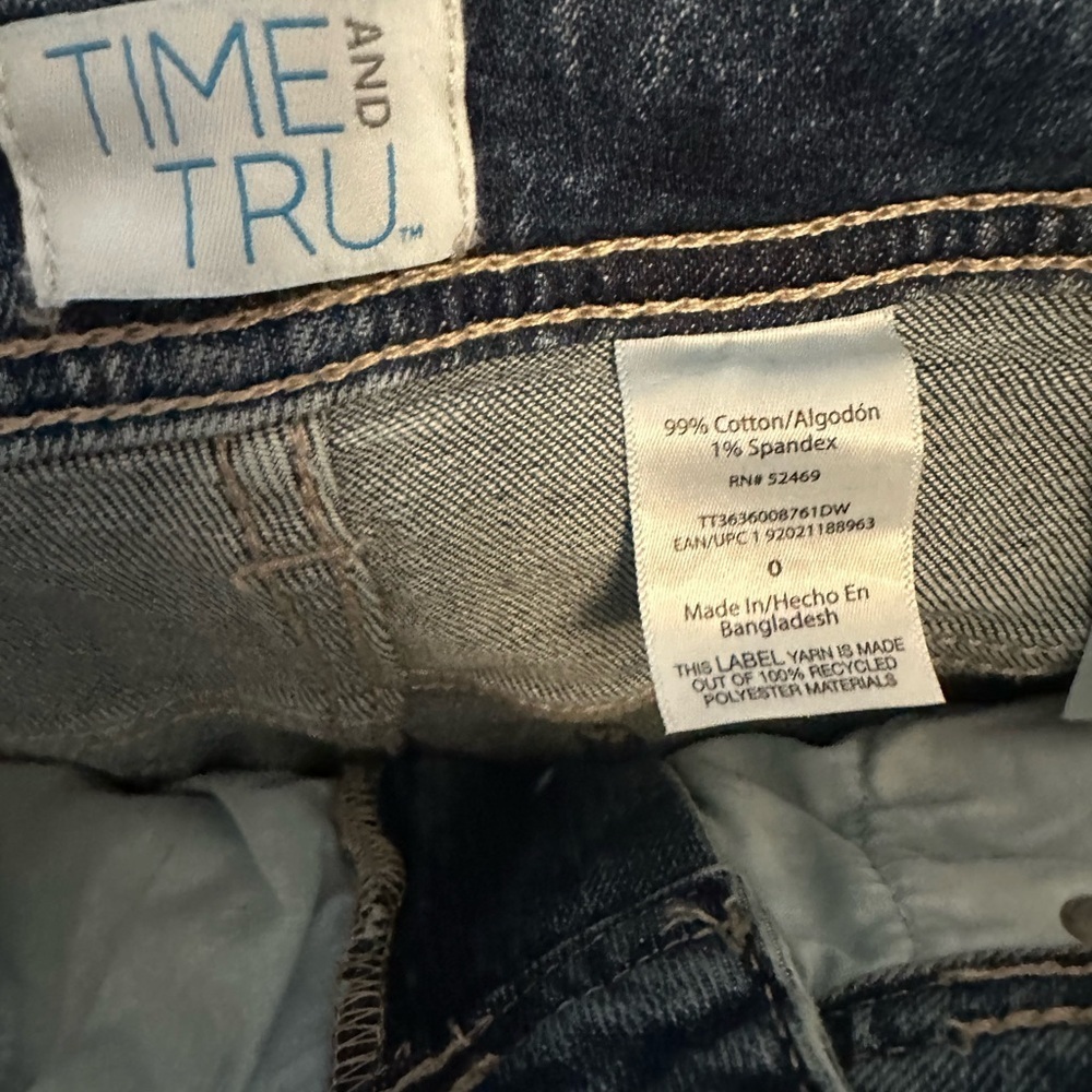 Time and Tru Women's Boyfriend Jeans in Blue - Picture 5 of 9